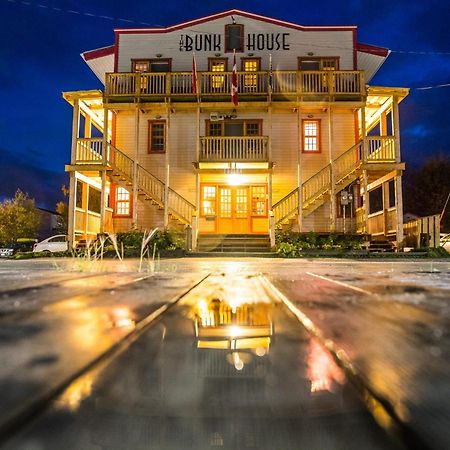 The Bunkhouse Hotell Dawson City Exteriör bild
